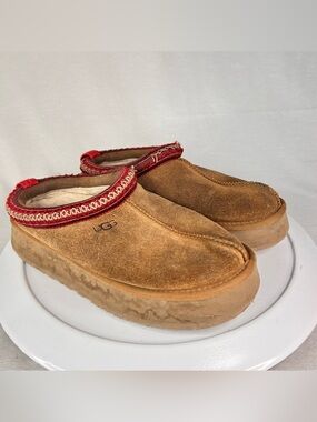 UGG Tazz Chestnut Platform Shoes Slippers Suede Women’s Size 9